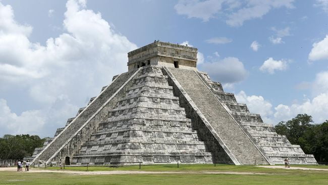 Istana Suku Maya