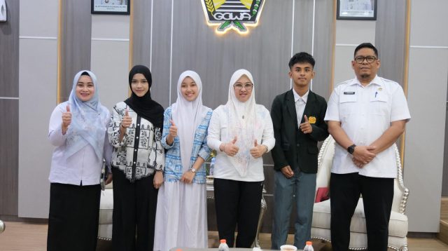 Penerima Beasiswa Sampoerna dan Pemkab Gowa